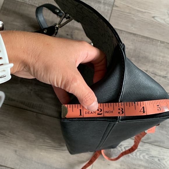 💵Calvin Klein travel tote - Picture 9 of 9